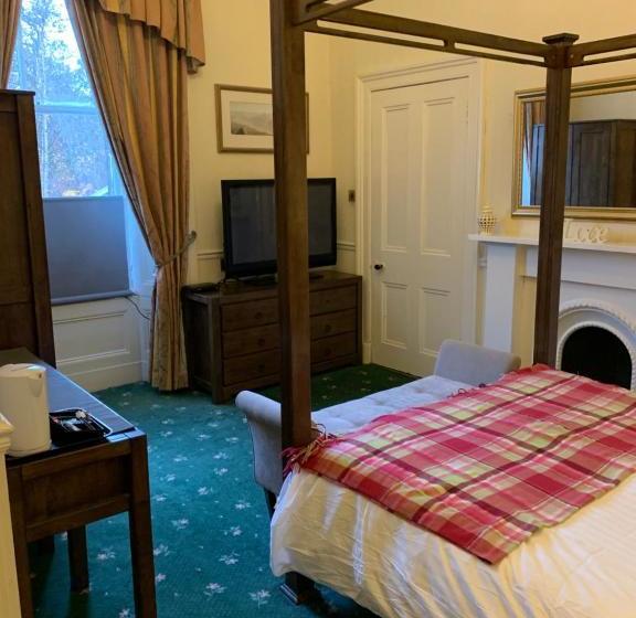 پانسیون Clan Walker