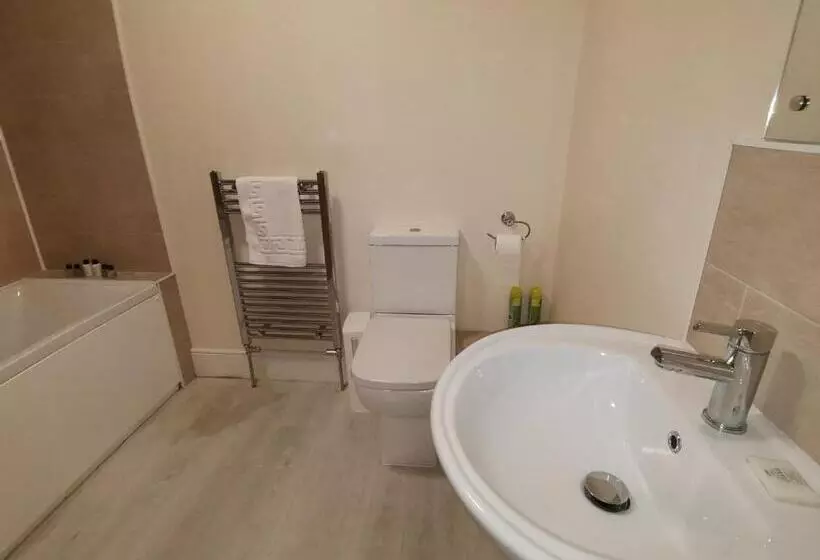 ユースホステル The Cross Inn