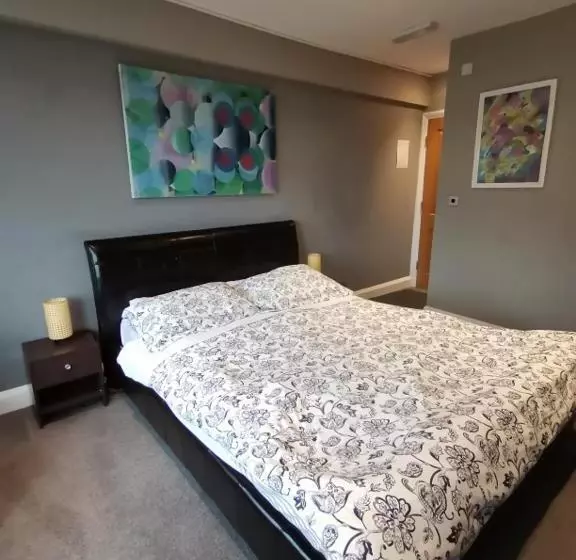 ユースホステル The Cross Inn