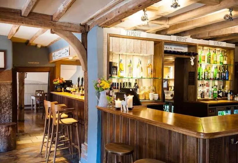 ユースホステル The White Hart, South Harting
