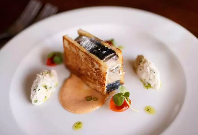 ユースホステル The White Hart, South Harting
