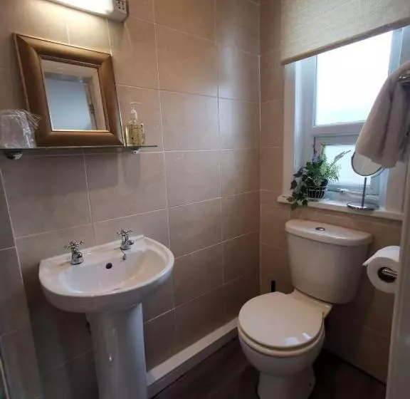 Majatalo Pilkingtons Guest House Accrington