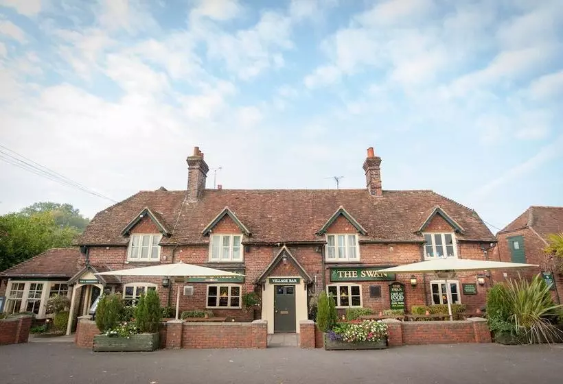 ホテル Swan, Thatcham By Marston S Inns