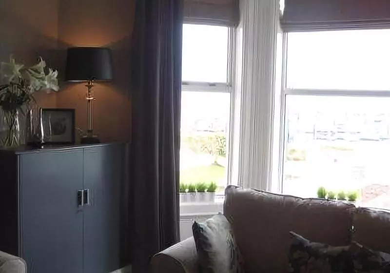 ペンション Astala Lodge