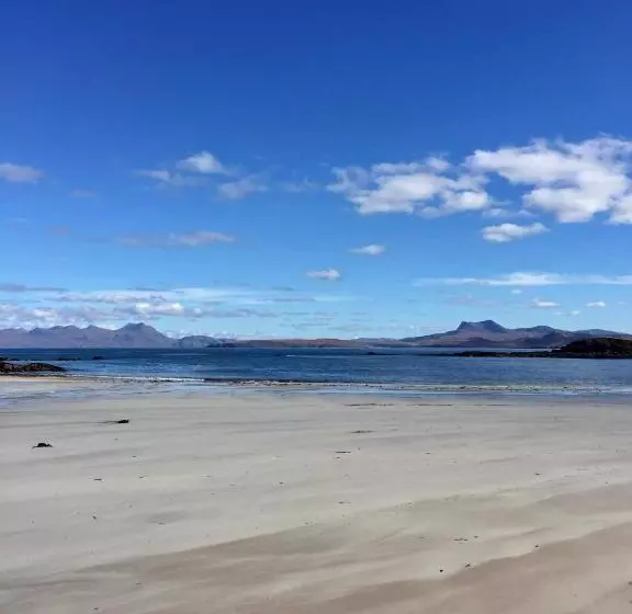 Majatalo Corriness House