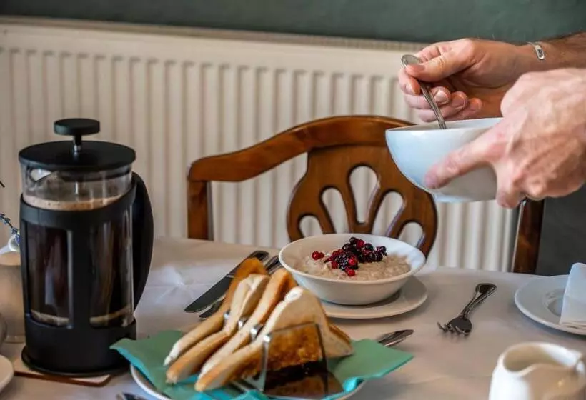 Majatalo Corriness House