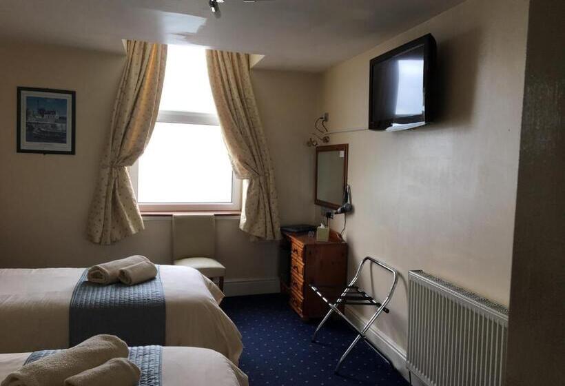 פנסיון Cubbon House