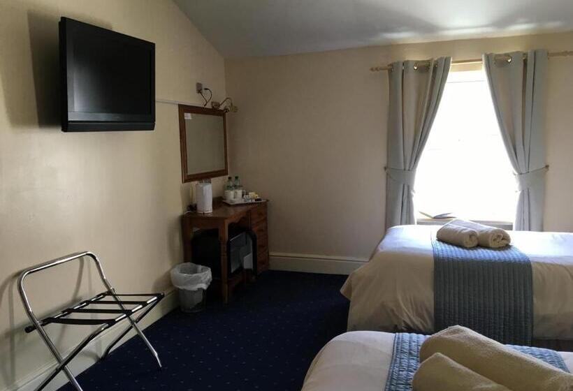 פנסיון Cubbon House