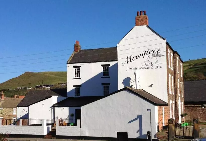 ペンション Moonfleet Boutique