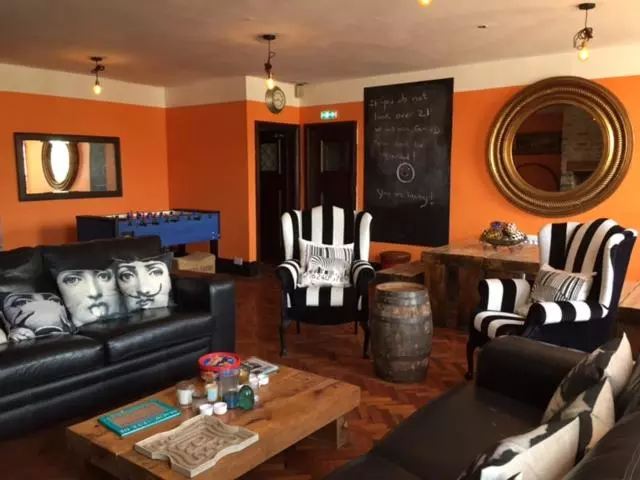 ペンション Moonfleet Boutique