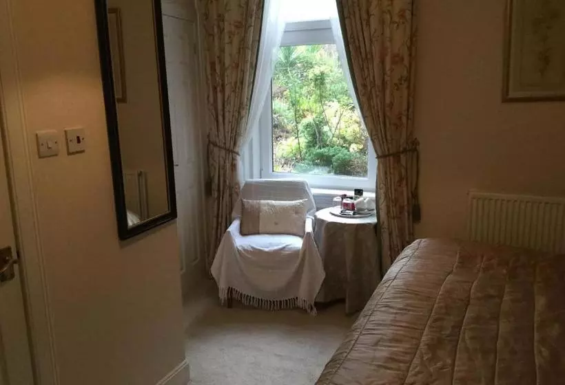 Majatalo Rowanlea Guest House