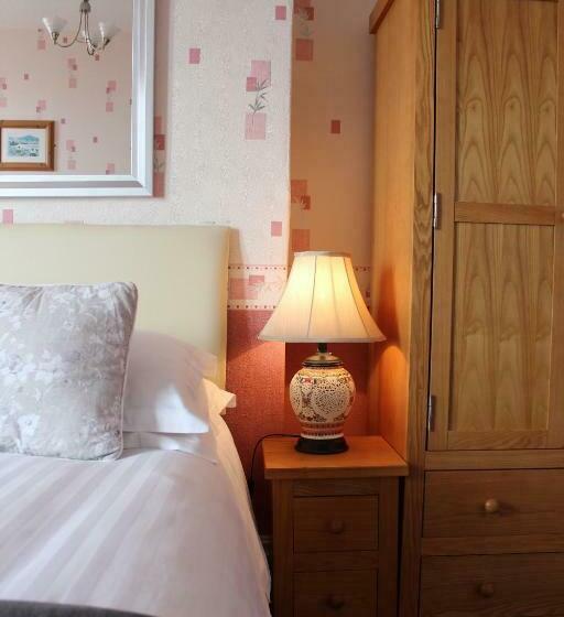 ペンション The Ashley