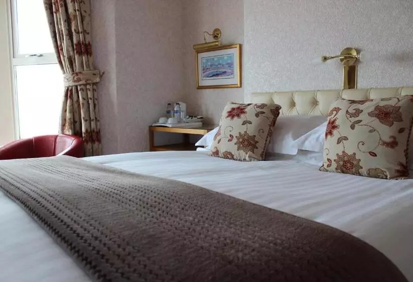 پانسیون The Ashley