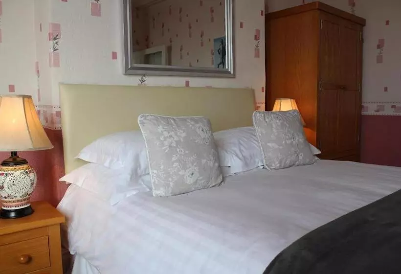 پانسیون The Ashley