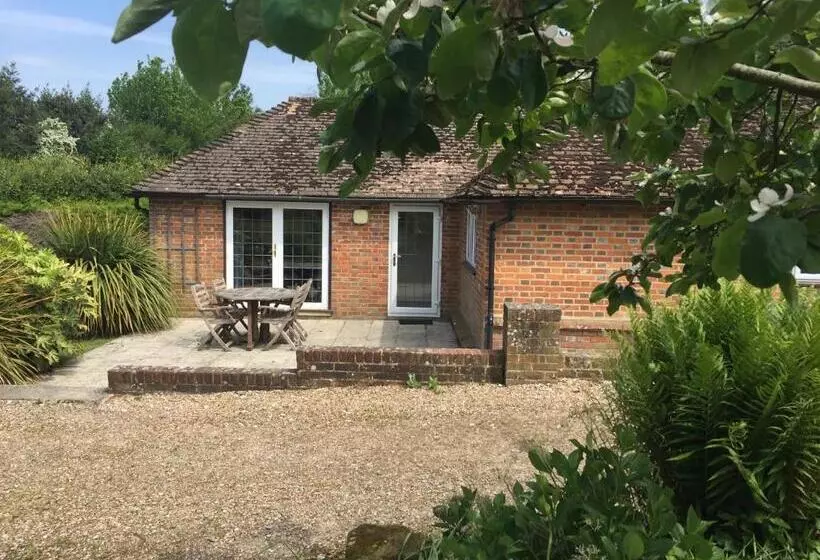 Majatalo Wartling Place Country House