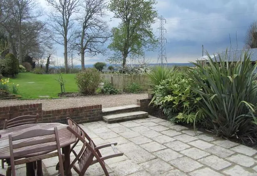 Majatalo Wartling Place Country House