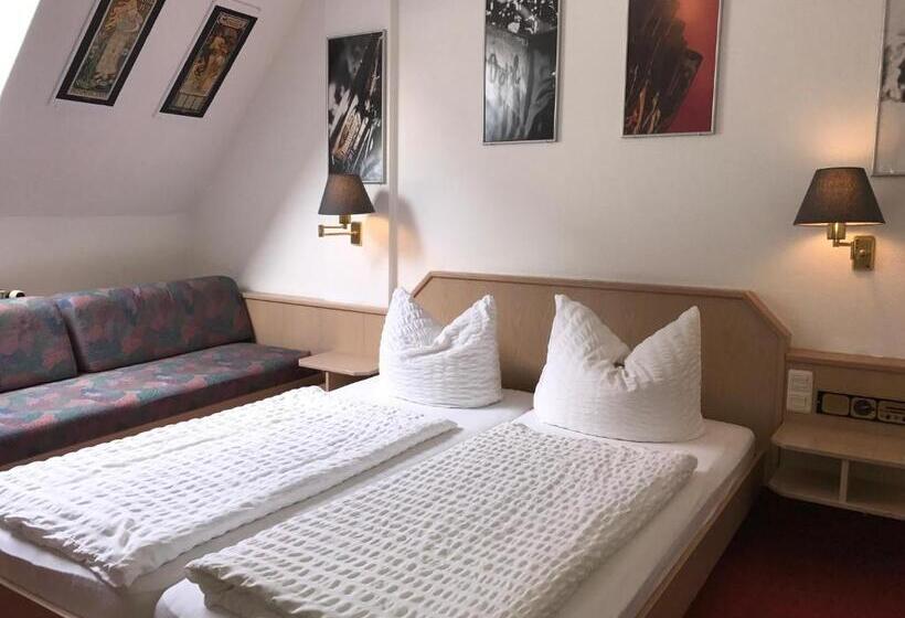 호텔 Landgasthof Grüner Baum Dittigheim