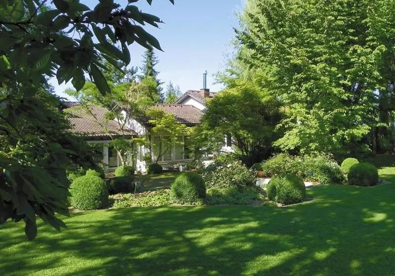 ペンション Landhaus Ettenbühl Bed And Breakfast