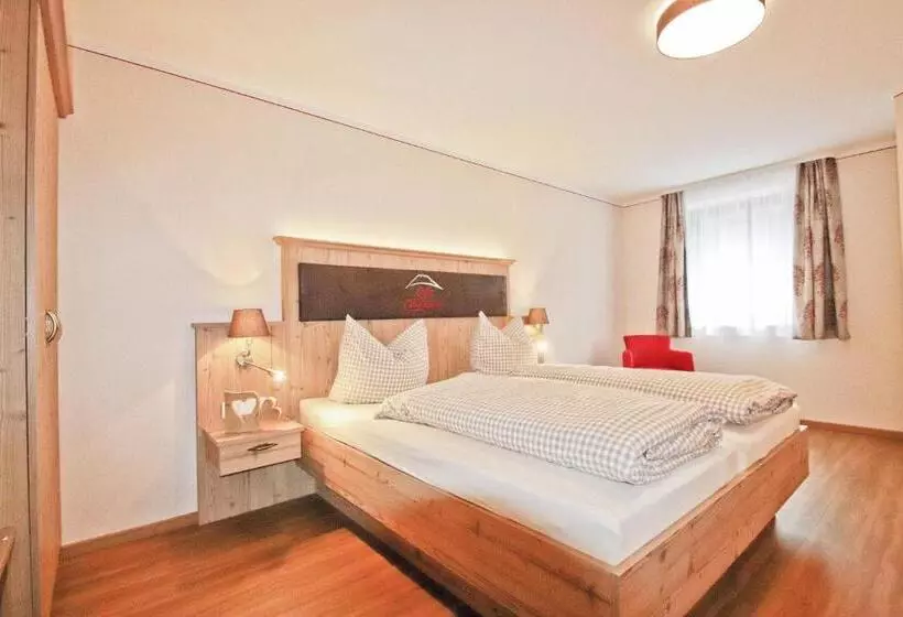 ホテル Cafe Wastelbauerhof   Urlaub Auf Dem Bauernhof