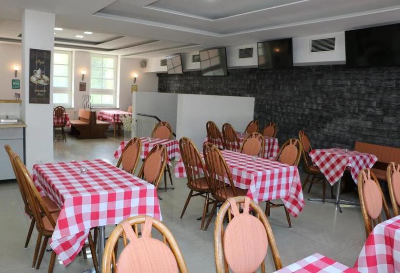 Vandrarhem Gästehaus Bismarck