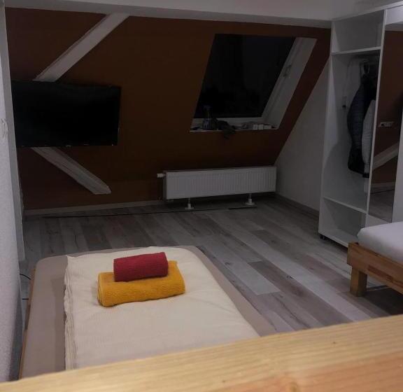 Hospedaria Dionysos Traube