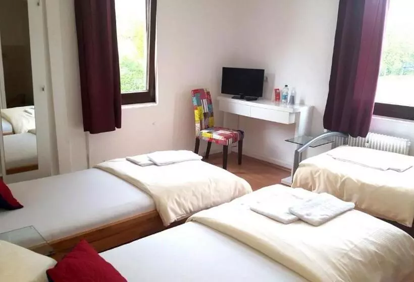 Retkeilymaja Dionysos Traube