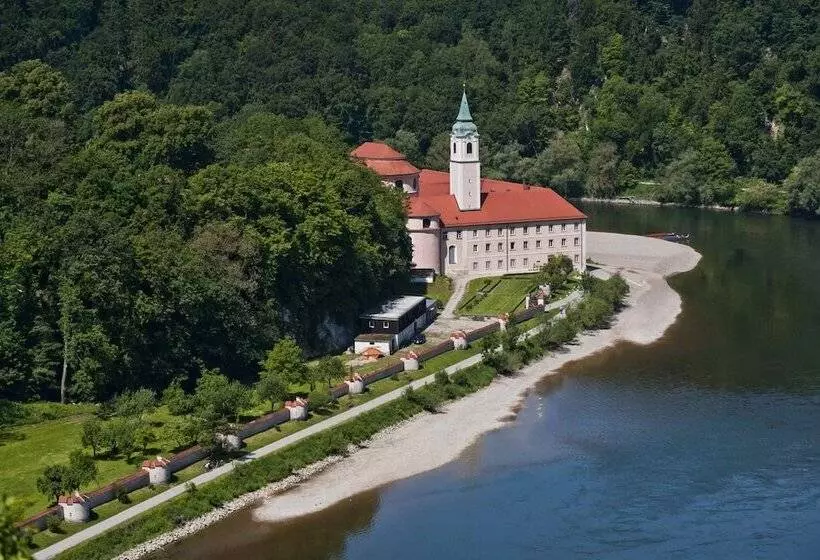 ユースホステル Gästehaus St. Georg   Weltenburger Klosterbetriebe Gmbh
