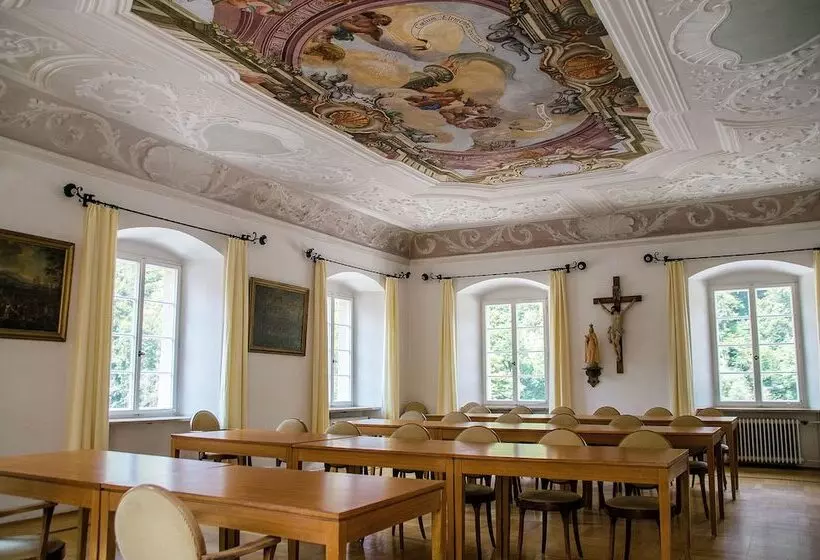 ユースホステル Gästehaus St. Georg   Weltenburger Klosterbetriebe Gmbh