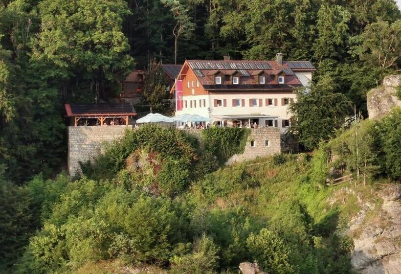 Общежитие Naturfreundehaus Veilbronn