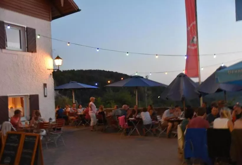 Retkeilymaja Naturfreundehaus Veilbronn