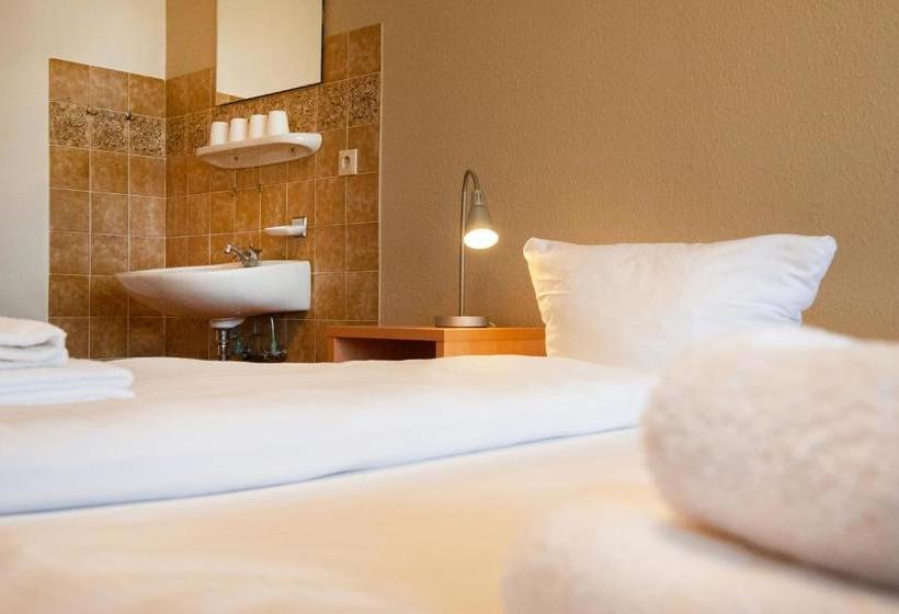 پانسیون Campushus