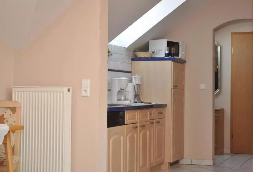 Majatalo Landhaus Cornelia