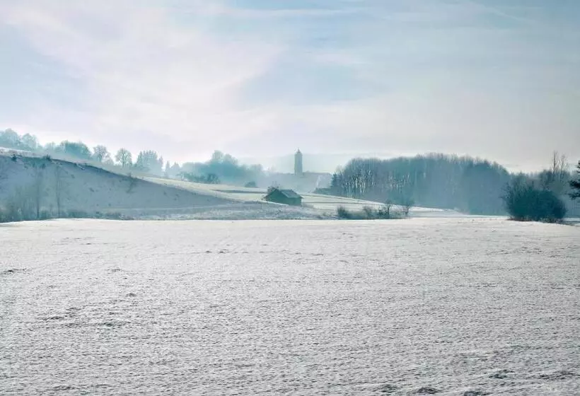 Majatalo Landhaus Cornelia