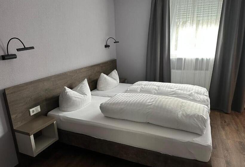 Общежитие Restaurant Mirena