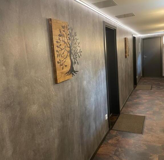 Общежитие Restaurant Mirena