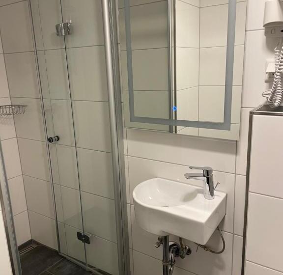 Общежитие Restaurant Mirena