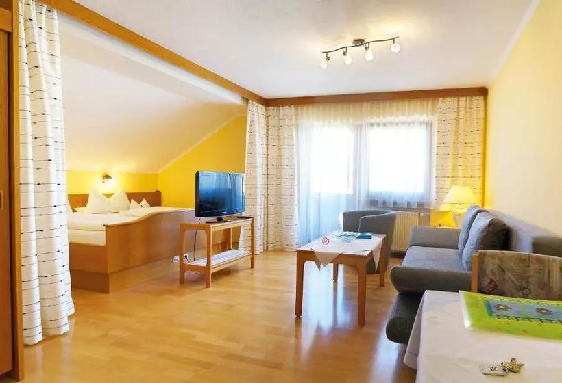 ペンション Haus Renate