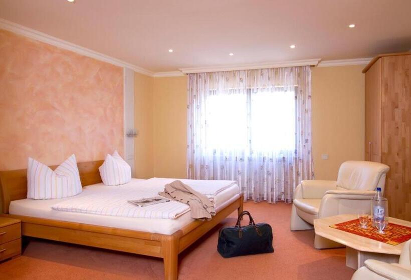 膳宿费 Gästehaus Hebinger Am Schlosspark