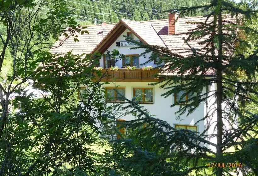 ペンション Landgasthaus Gemsennest