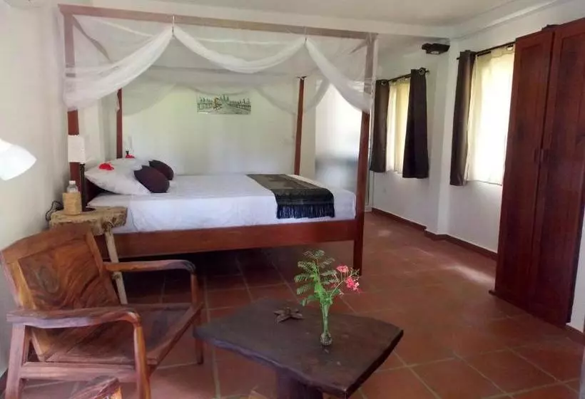 پانسیون Le Logis De Kep