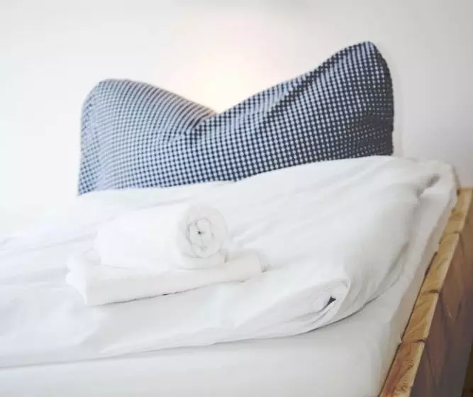 ペンション Wattlodge