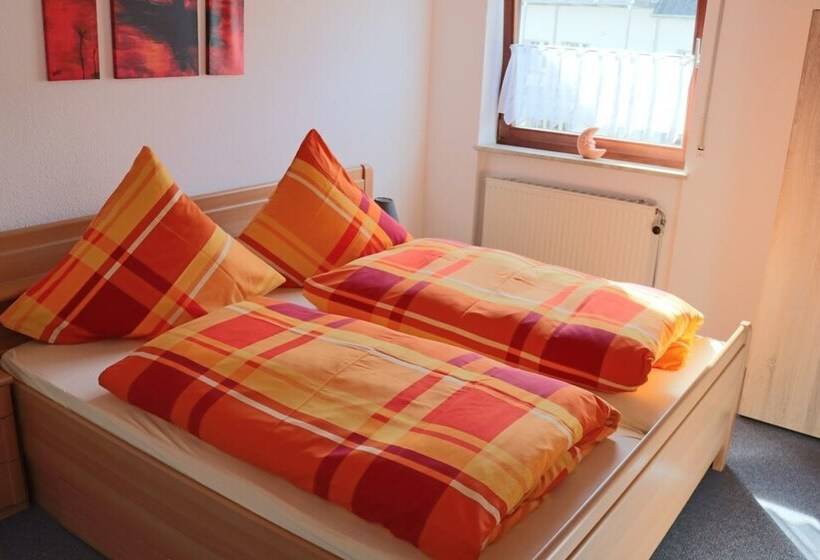 ペンション Zur Dorfschänke