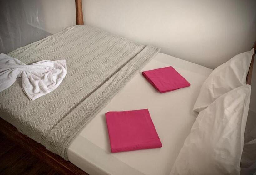 هاستل Stone Town House