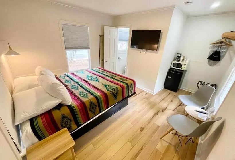 Frederick Motel