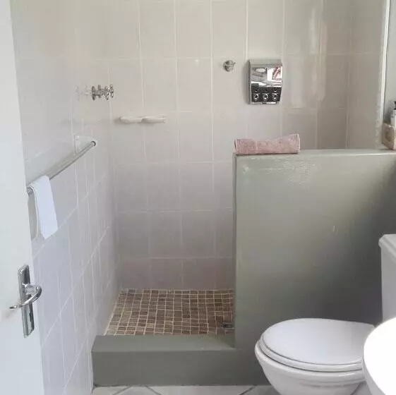 Majatalo Telestai Guest House