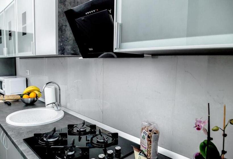 Conceptht Regim Hotelier