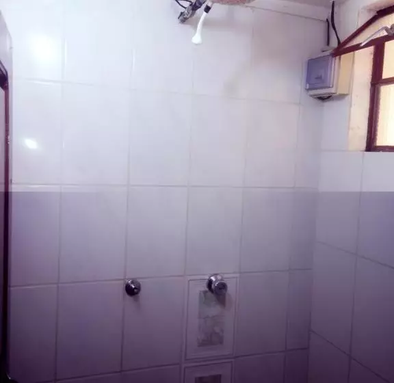 هاستل Hostal La Roca Uyuni