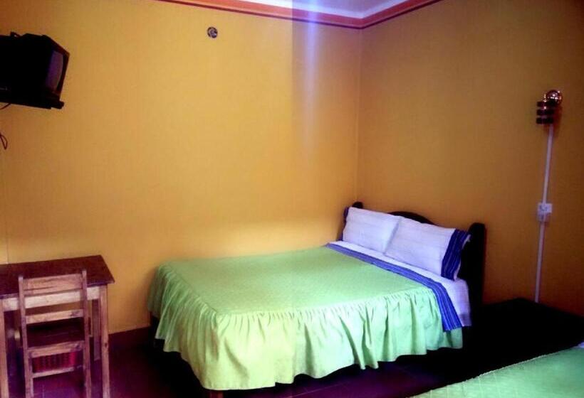 هاستل Hostal La Roca Uyuni