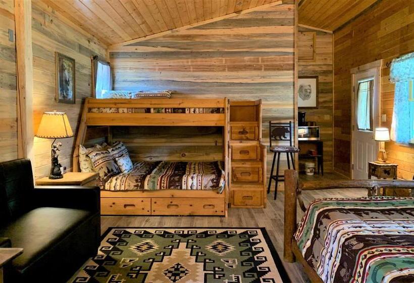 فندق صغير Yellowstone Cutthroat Guest Ranch