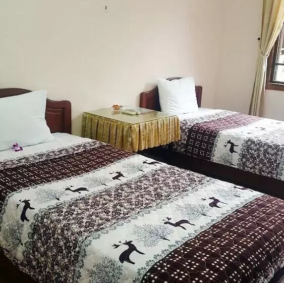 ペンション Phong Lan Guesthouse